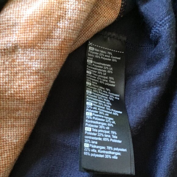 *Never worn* Kari Traa Kongle Long Sleeve Base Layer Size XS (chunky camouflage) - Picture 7 of 7